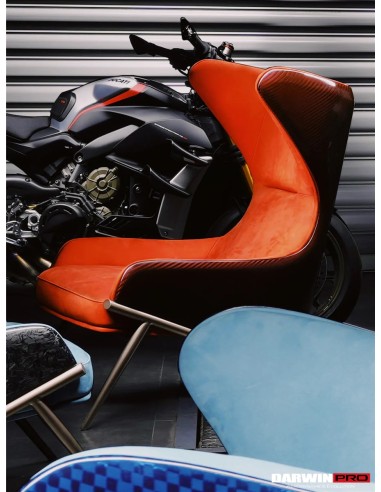 DarwinPro Aerodynamic Carbon Lounge Sessel "SUEDE" - 4x4 WEAVE RED CARBON CAYENNE RED DARWIN PRO Möbel